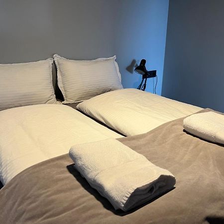 Tb Apartment Акурейри Екстериор снимка